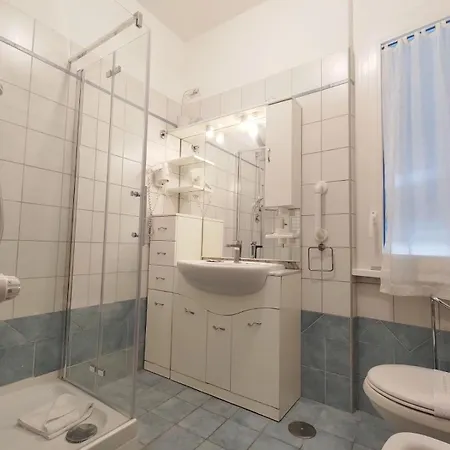 San Giovanni With Balcony Apartment *