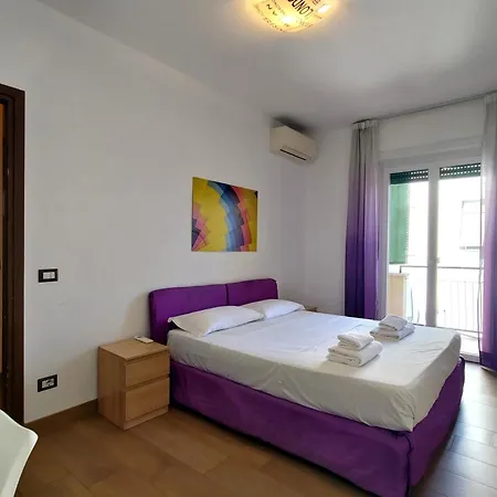 Guesthost - San Giovanni With Balcony *